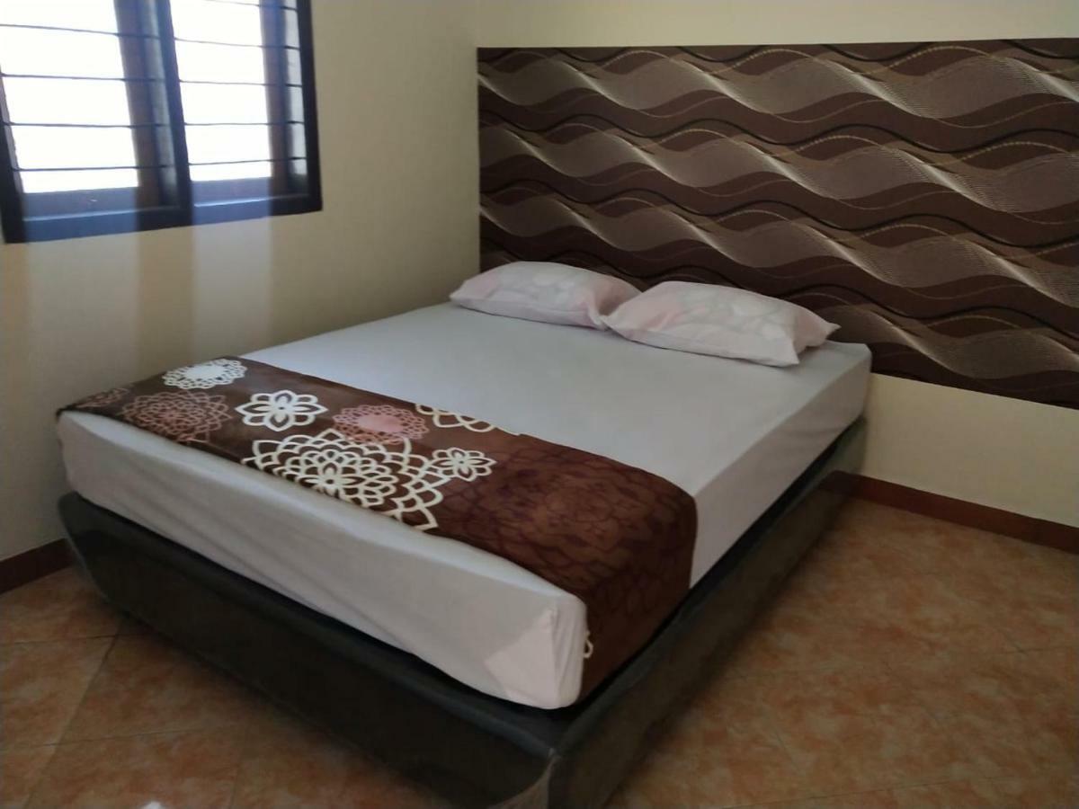 Thalia Guesthouse Ijen - Bromo & Sukamade Tour Banyuwangi  Esterno foto