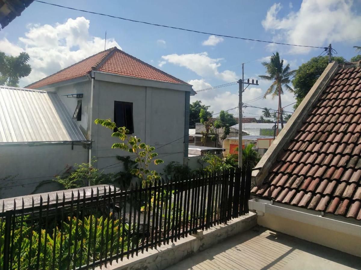 Thalia Guesthouse Ijen - Bromo & Sukamade Tour Banyuwangi  Esterno foto
